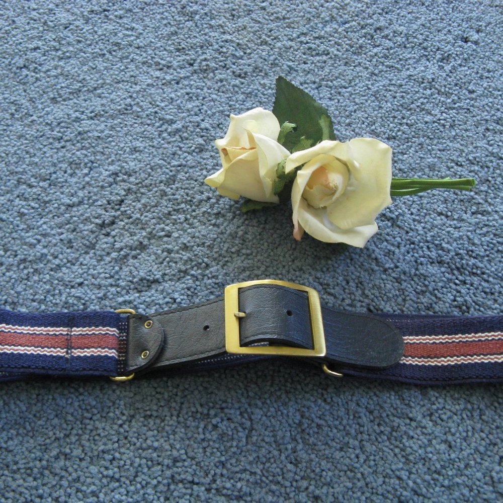 Vintage 70s Belt Women's Navy Mauve and White Stretchy Belt . Brass Tone Buckle